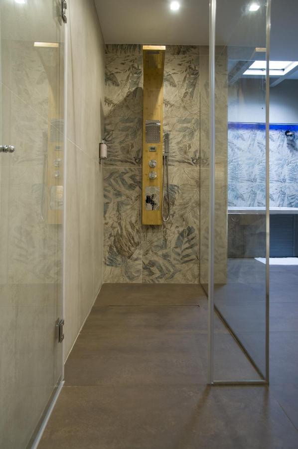 Suite 18 Luxury Apartments Bari Buitenkant foto
