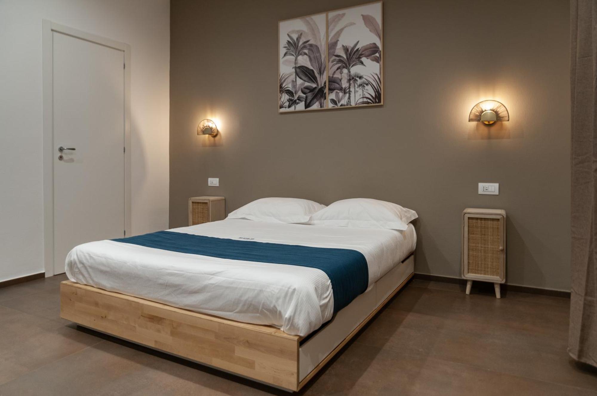 Suite 18 Luxury Apartments Bari Buitenkant foto